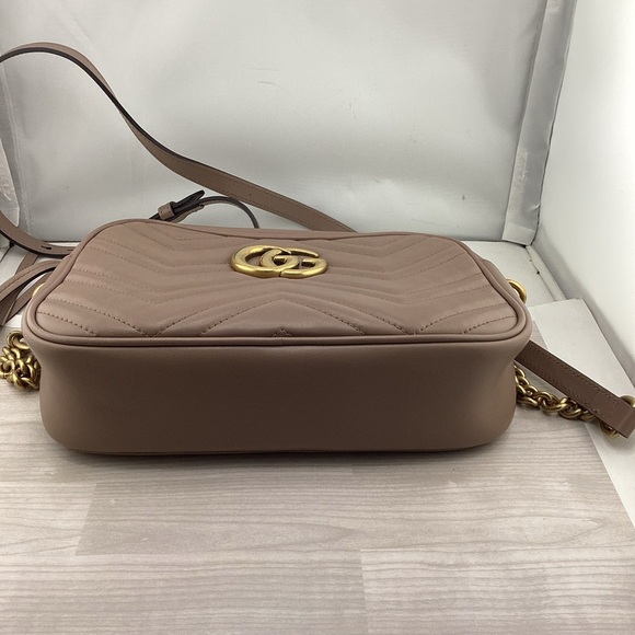 Gucci Marmot Doble G Leather Crossbody Bag with Gold Hardware - Picture 3 of 9